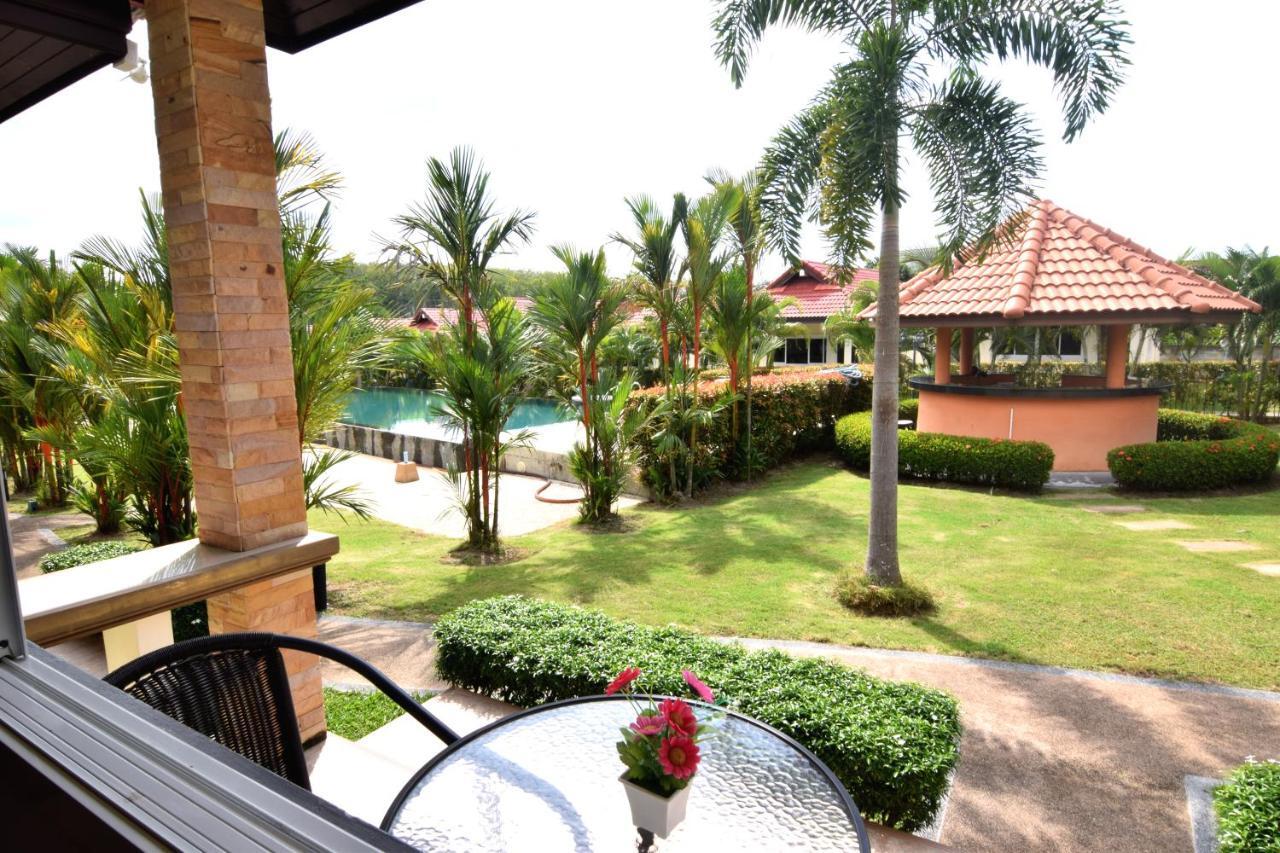 Phuket Airport Villa Ban Bo Han Exterior photo